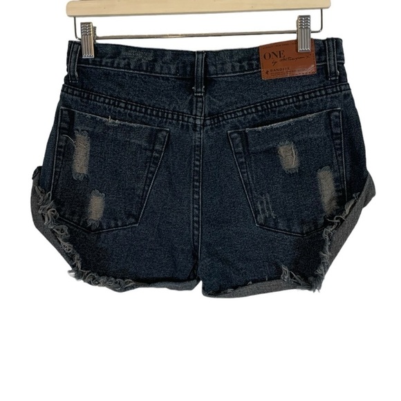 Free People One TeaSpoon Bandits Distressed Jeans Shorts Size 25 - Picture 2 of 9